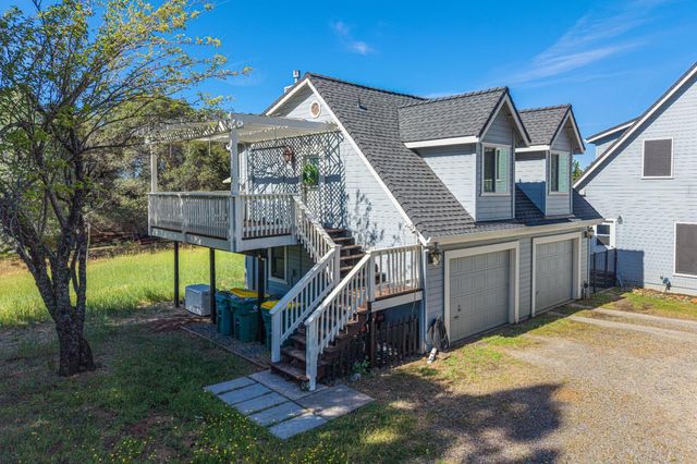 6821 Mosquito Rd, Placerville, CA 95667
