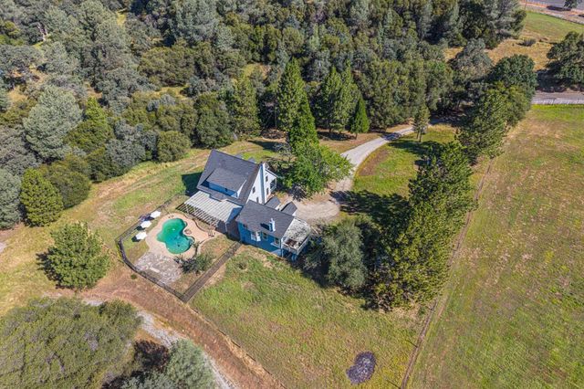 6821 Mosquito Rd, Placerville, CA 95667