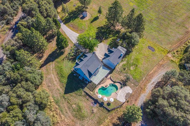 6821 Mosquito Rd, Placerville, CA 95667