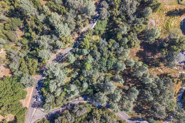 6821 Mosquito Rd, Placerville, CA 95667