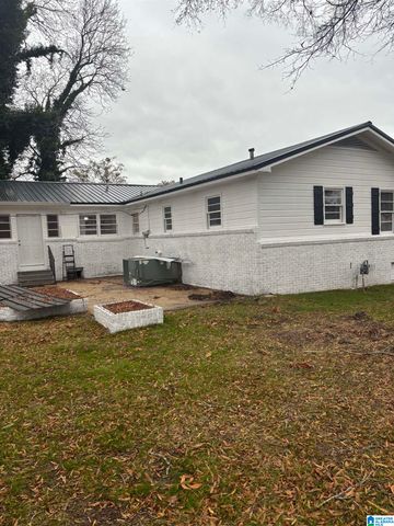 824 MAGNOLIA DRIVE, Sylacauga, AL 35150