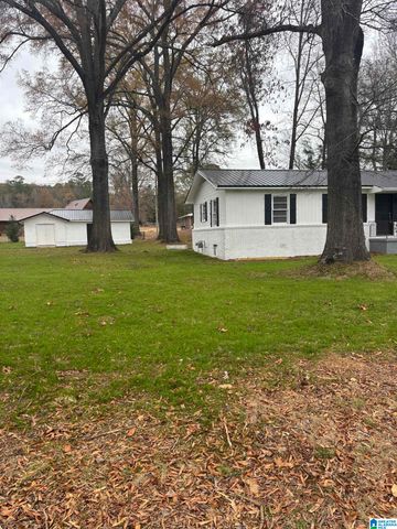 824 MAGNOLIA DRIVE, Sylacauga, AL 35150