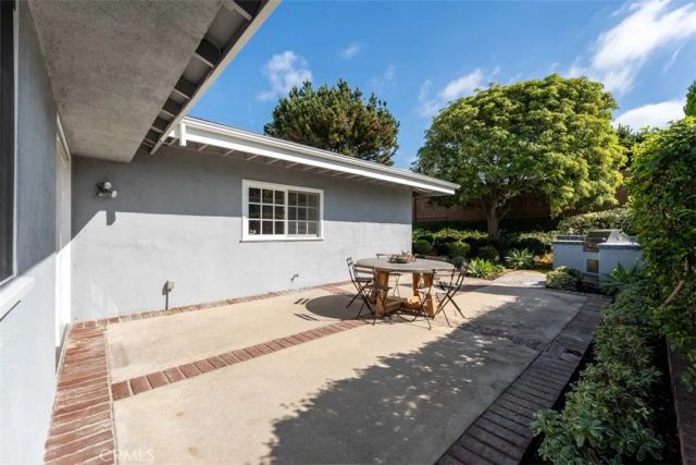 5066 Berean Lane, Irvine, CA 92603