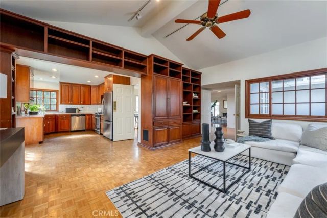 5066 Berean Lane, Irvine, CA 92603