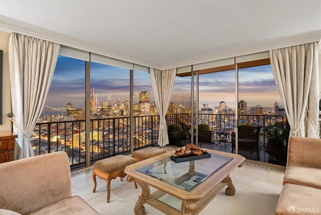 999 Green Street 2104, San Francisco, CA 94133