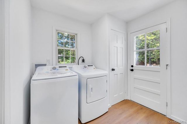 8 Cynthia Lane, Northport, NY 11768