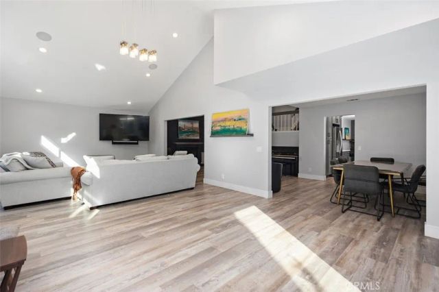 9 Flaxwood, Irvine, CA 92614