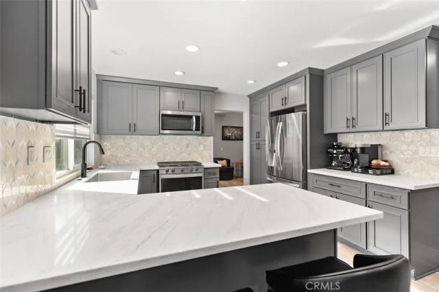 9 Flaxwood, Irvine, CA 92614