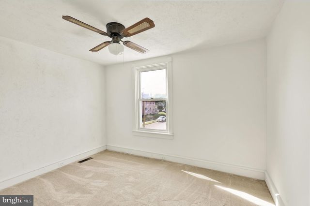 701 ALTON AVE, Reading, PA 19605