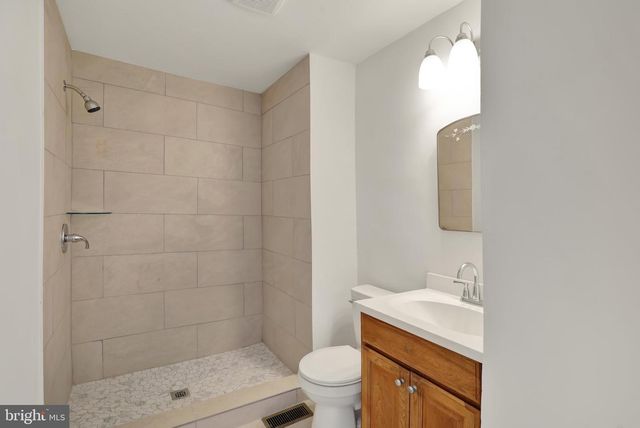 701 ALTON AVE, Reading, PA 19605