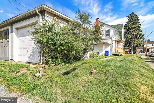 701 ALTON AVE, Reading, PA 19605