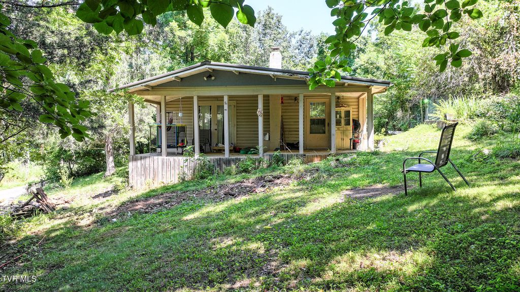 111 Elvin Shirley Road, Johnson City, TN 37601