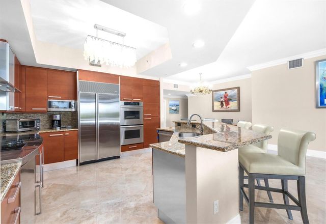 701 SE 21st Avenue 304, Deerfield Beach, FL 33441