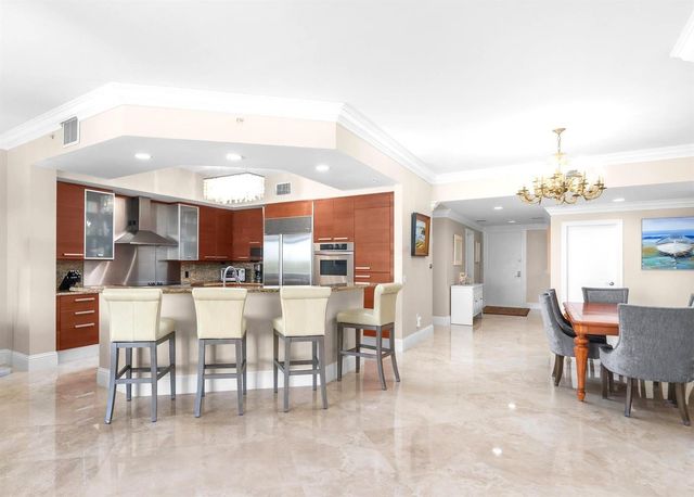 701 SE 21st Avenue 304, Deerfield Beach, FL 33441