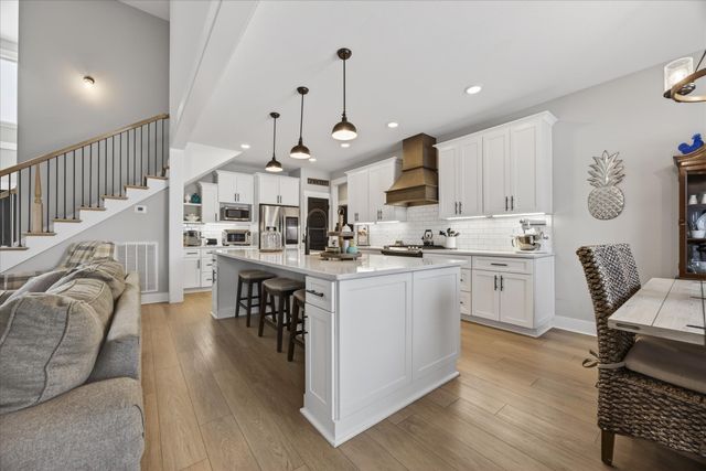 297 Bluebell Dr, Clarksville, TN 37043