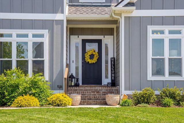 297 Bluebell Dr, Clarksville, TN 37043