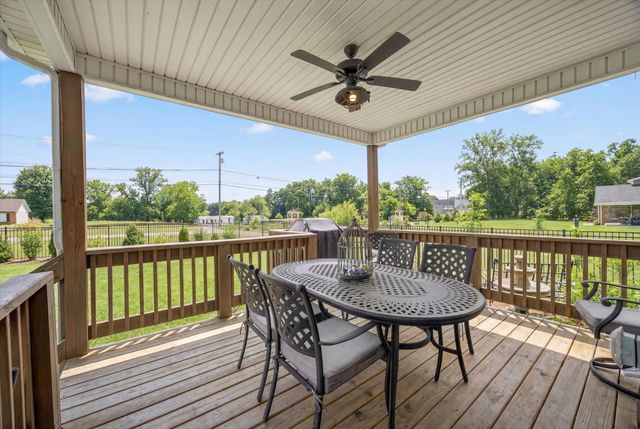 297 Bluebell Dr, Clarksville, TN 37043