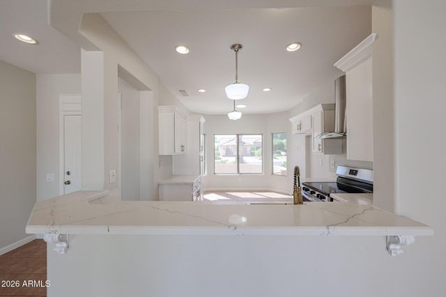 17635 N THOROUGHBRED Drive, Surprise, AZ 85374
