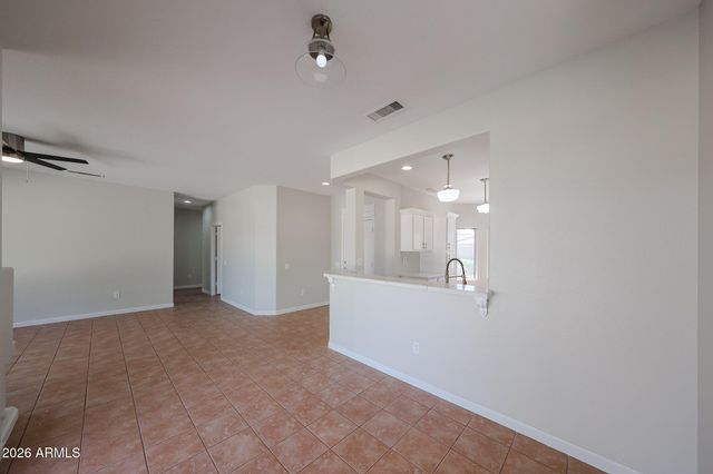 17635 N THOROUGHBRED Drive, Surprise, AZ 85374