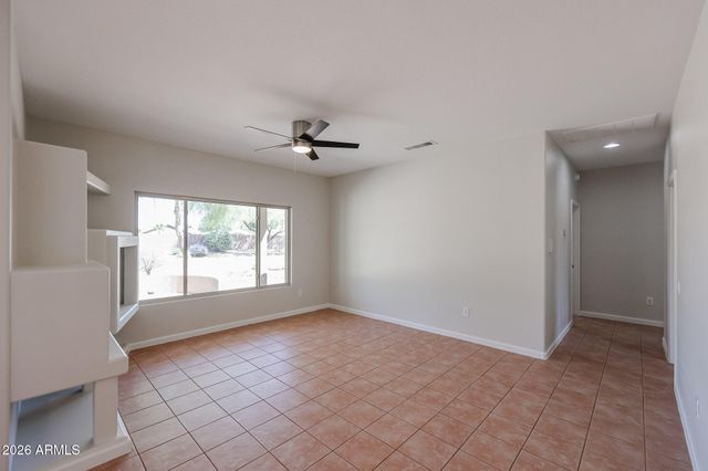 17635 N THOROUGHBRED Drive, Surprise, AZ 85374