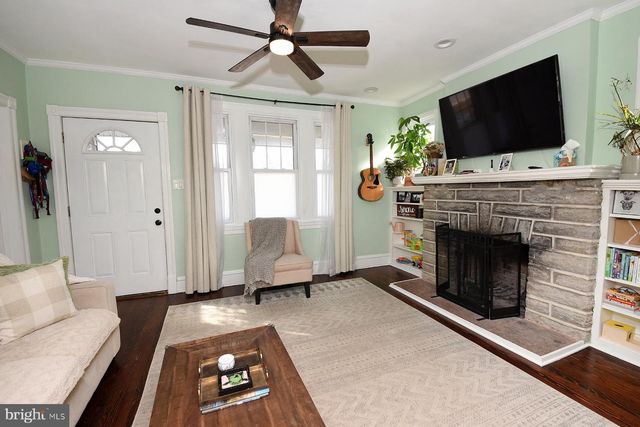 2422 AVONDALE AVE, Abington, PA 19001