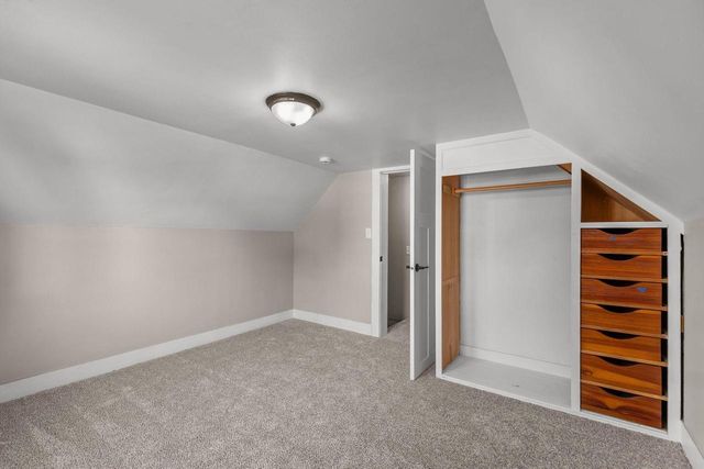 1021 EASTMAN STREET, Oshkosh, WI 54901