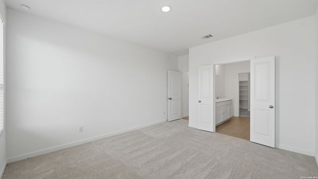 1304 APRON TRL, New Braunfels, TX 78130