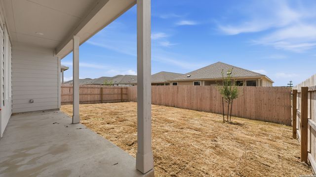 1304 APRON TRL, New Braunfels, TX 78130