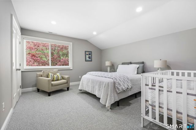 28 Pony Trail Road, Stamford, CT 06903