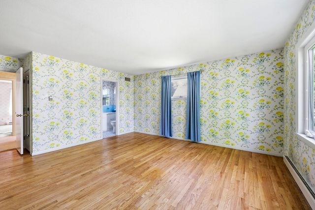 1303 Plumtree Rd, Springfield, MA 01119