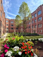 1337 W Estes Avenue 2A, Chicago, IL 60626