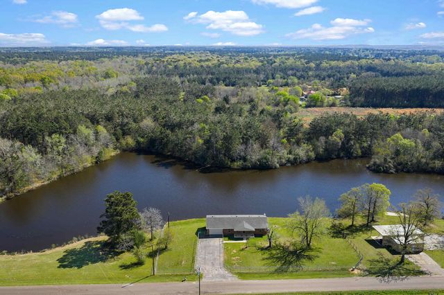 801 CR 121, Carthage, TX 75633