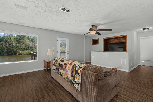 801 CR 121, Carthage, TX 75633