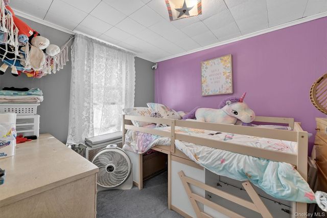 56 Lincoln Avenue, Pearl River, NY 10965