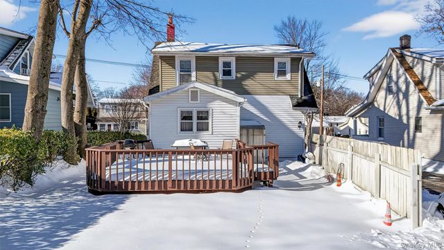 56 Lincoln Avenue, Pearl River, NY 10965