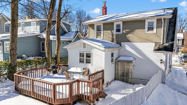 56 Lincoln Avenue, Pearl River, NY 10965