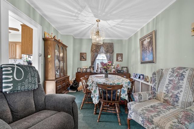 56 Lincoln Avenue, Pearl River, NY 10965