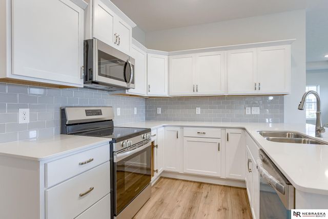 12811 S 45th Terrace, Bellevue, NE 68133