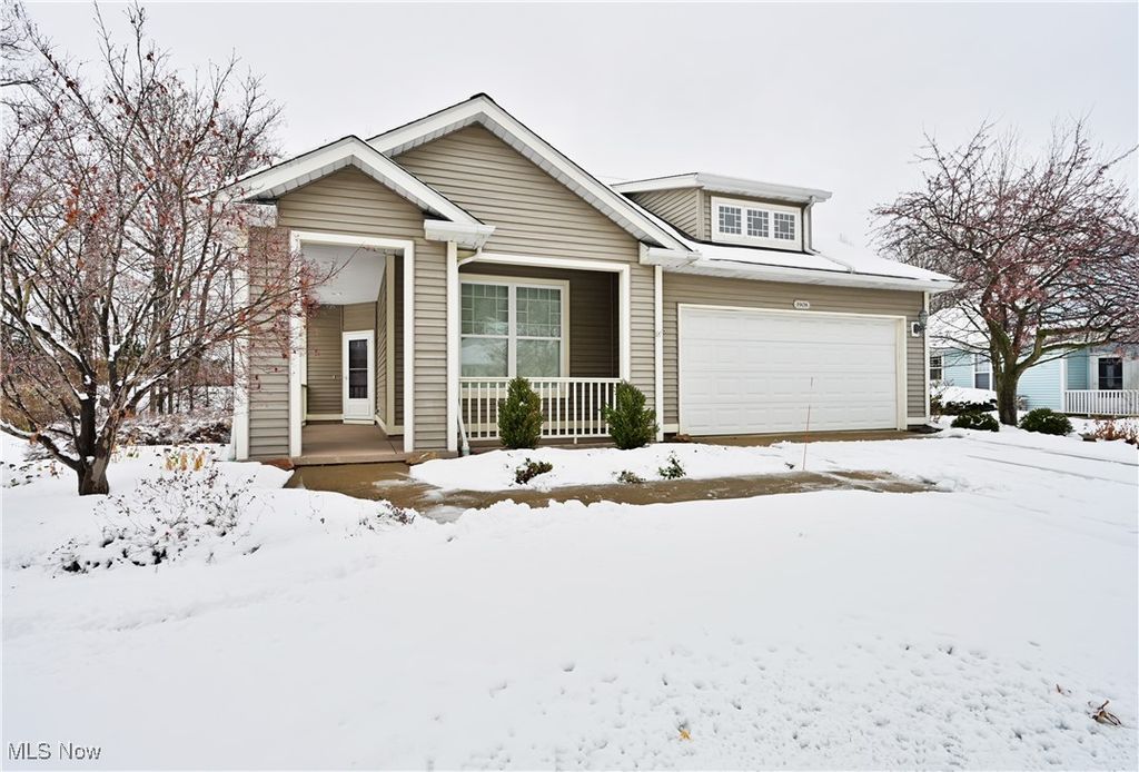 1908 Pembrooke Lane, Avon, OH 44011