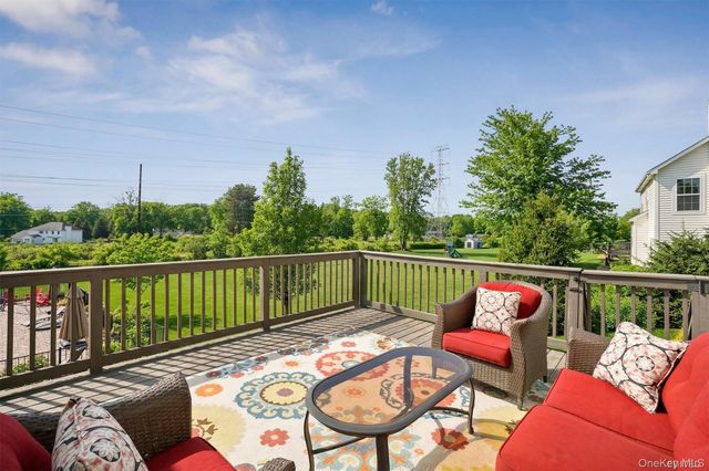 25 Roundhill Road, Hopewell Junction, NY 12533
