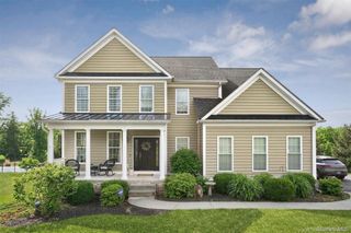 25 Roundhill Road, Hopewell Junction, NY 12533