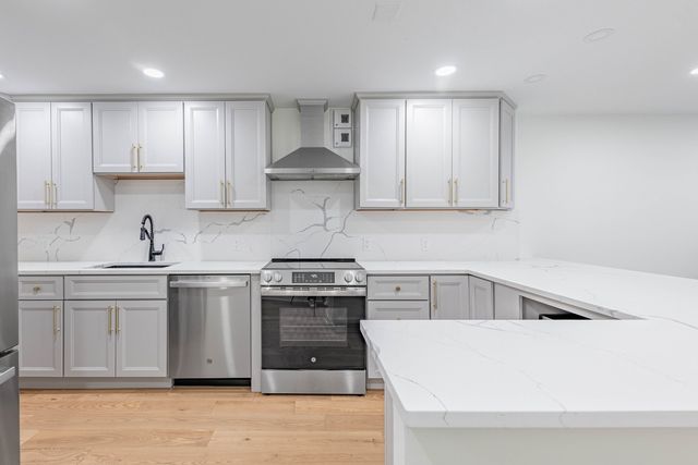 405 N Wabash Avenue 207, Chicago, IL 60611