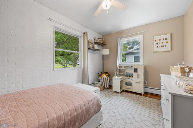 2906 10th Street N, Fargo, ND 58102