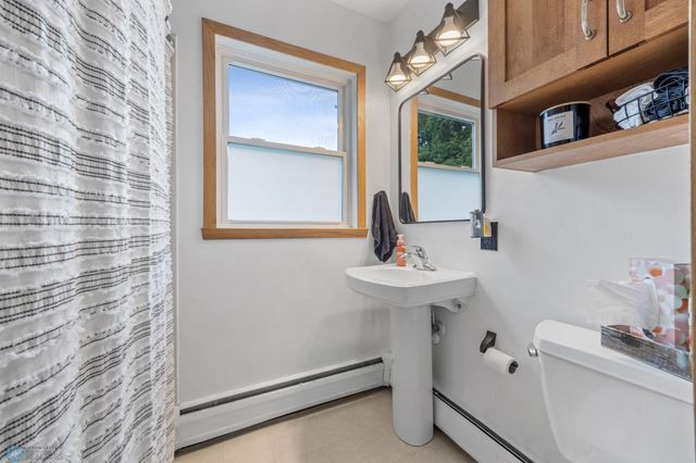 2906 10th Street N, Fargo, ND 58102