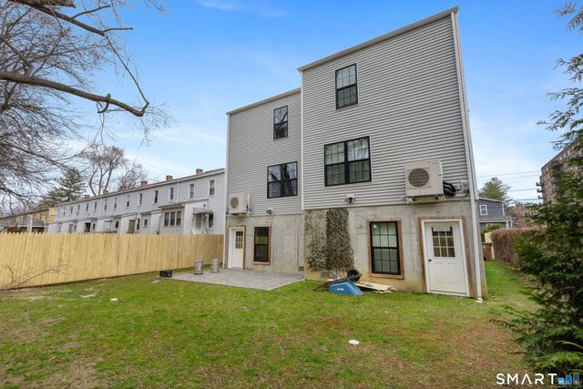 38 West Washington Avenue, Stamford, CT 06902