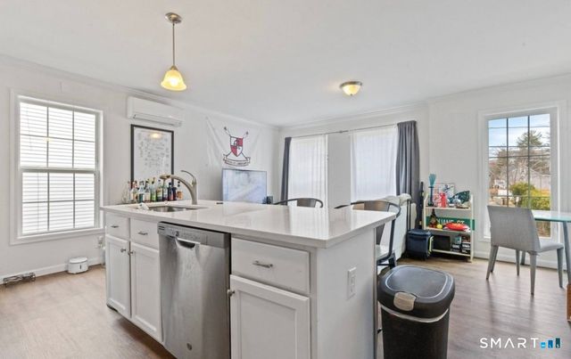 38 West Washington Avenue, Stamford, CT 06902