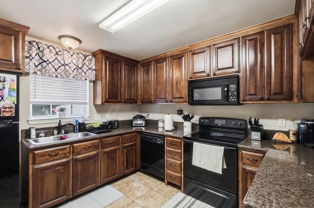 401 Crosby, Lindale, TX 75771