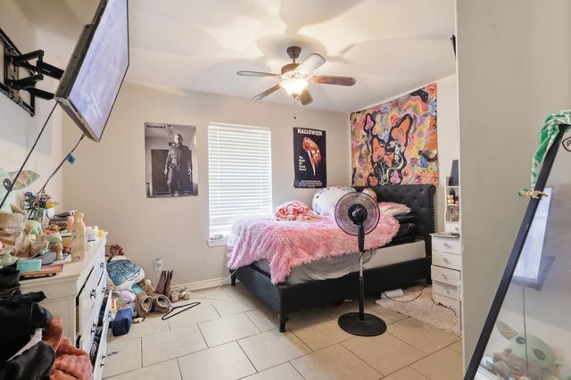 401 Crosby, Lindale, TX 75771
