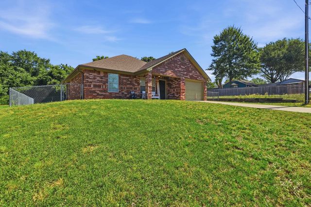 401 Crosby, Lindale, TX 75771