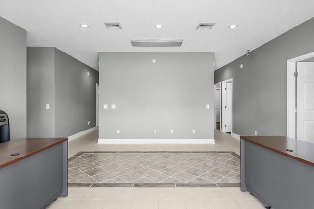 108 4th Street, Panama City, FL 32401